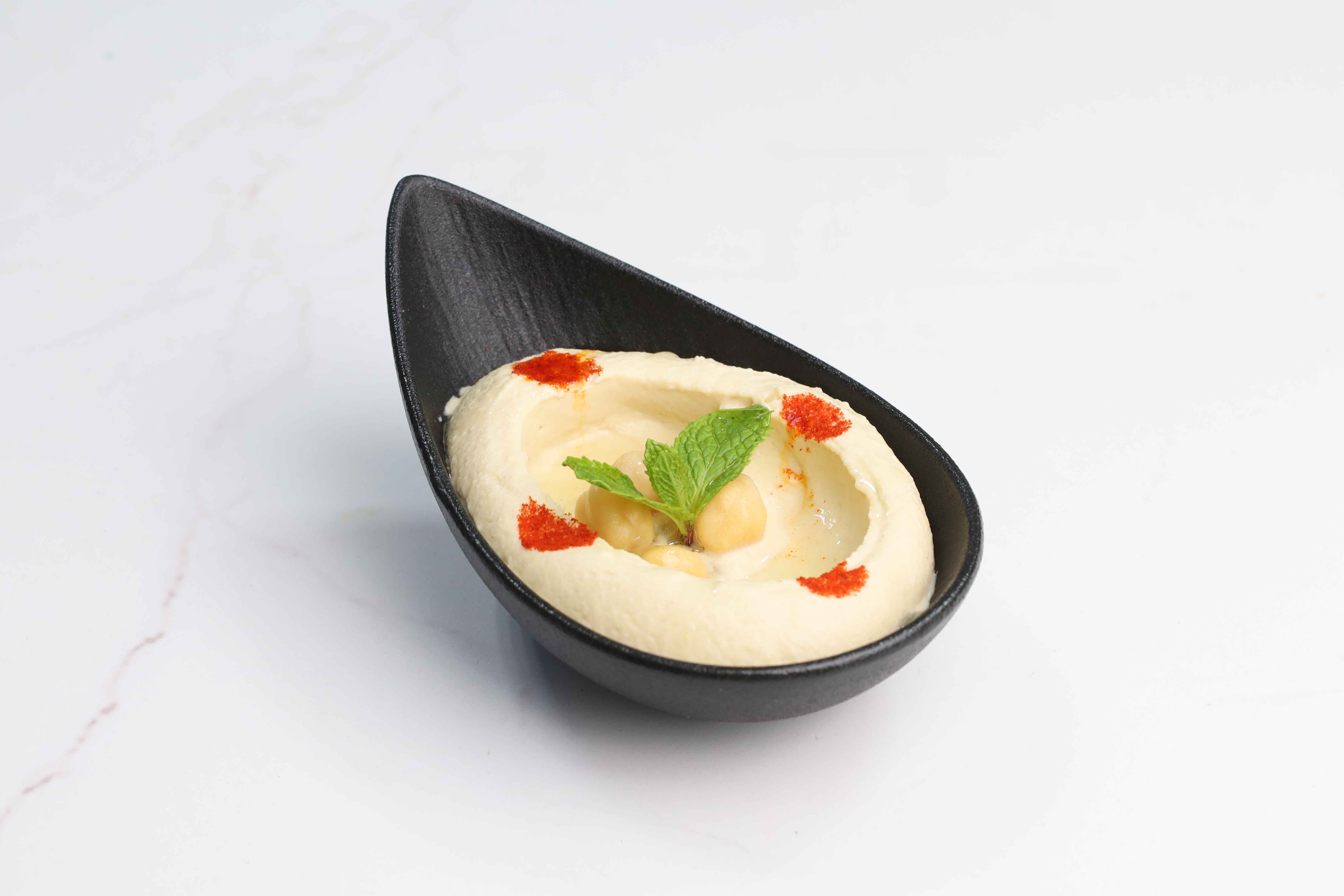 Plain Hummus